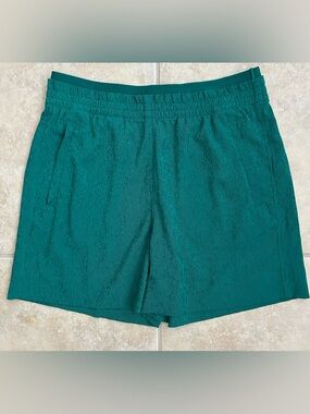 ATHLETA Echo Athletic Shorts Green Size 8